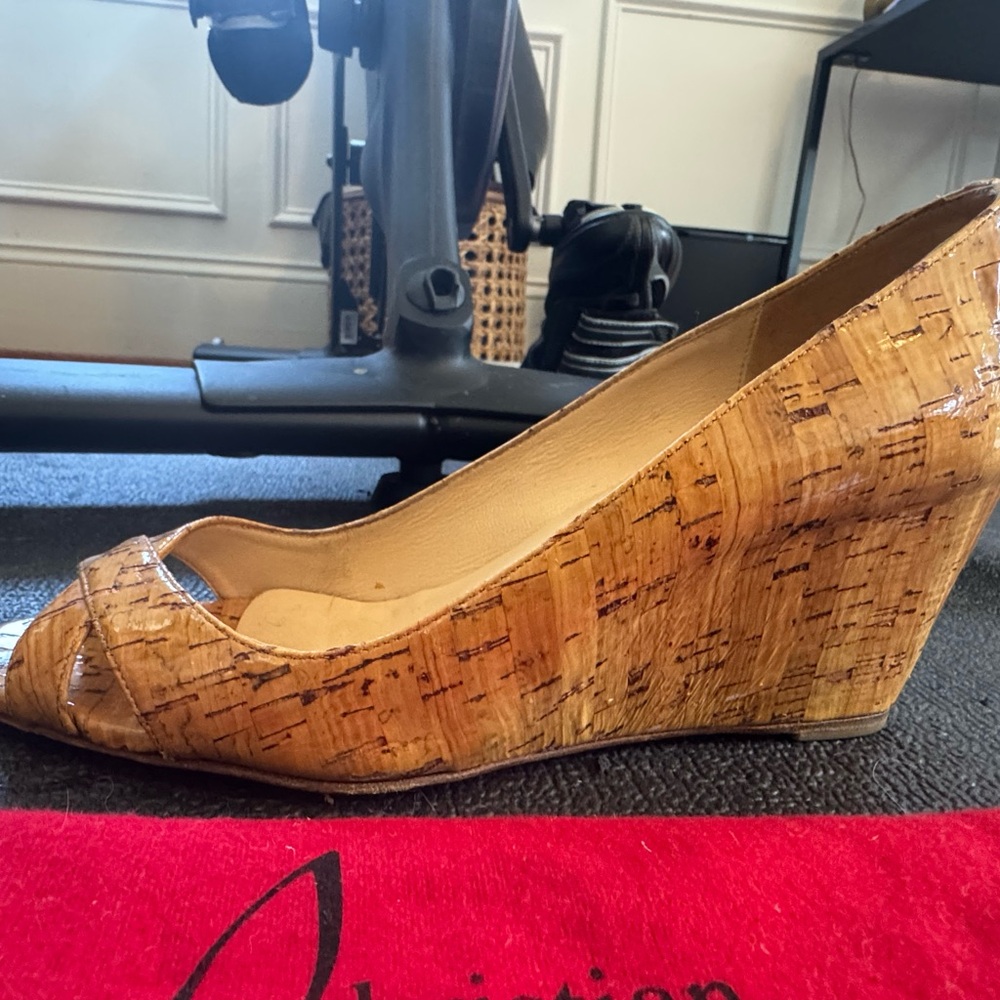 Christian Louboutin Cork Wedge 37.5 Riveto Cork Lucido